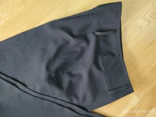 Pantalón mujer negro. T. 48