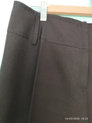 Pantalón mujer negro. T. 48