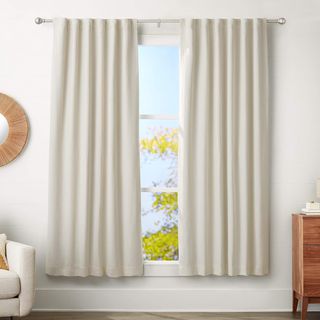 Amazon Basics Barra de Cortina Extensible con rema