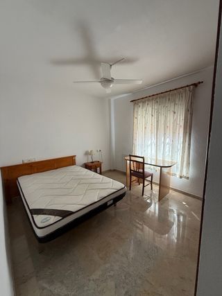 Se alquila Piso muy luminoso