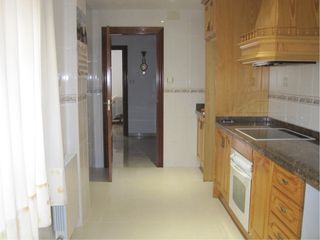 Se alquila Piso muy luminoso