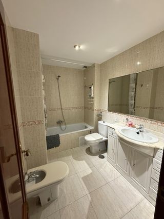 Se alquila Piso muy luminoso