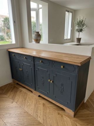 Aparador madera maciza para restaurar