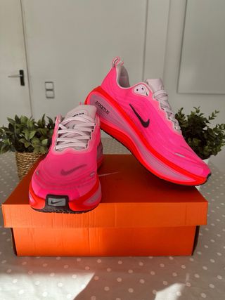 Nike Vomero Plus Run Naranja/Rosa
