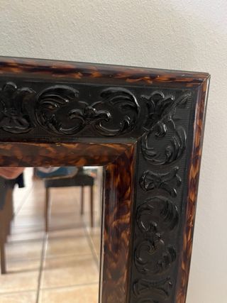 Espejo pared antiguo con marco tallado