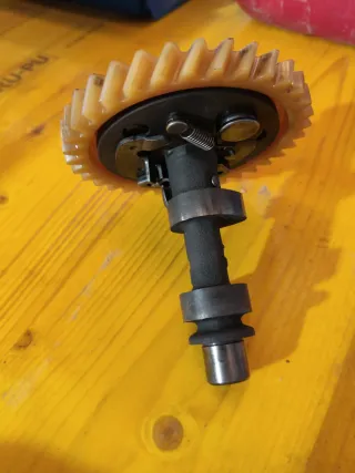 Árbol de levas GX270