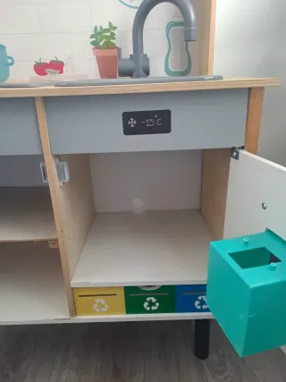 Cocinita de madera para niños
