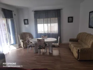 Piso muy amplio y luminoso