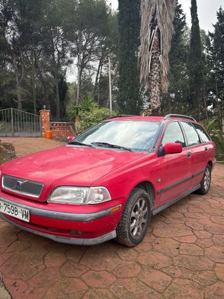 Volvo V40 1999