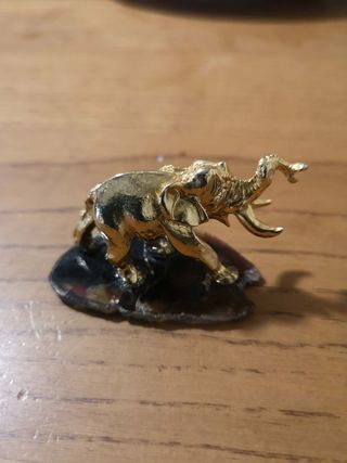 Miniatura Elefantino su Pietra