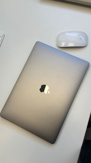 MacBook Air M1 Plata/Gris Espacial