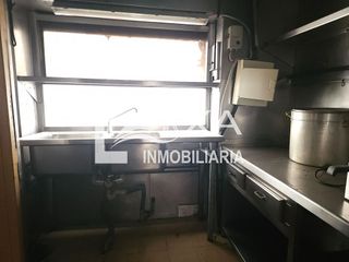 Local comercial en venta en Sant Ildefons en Cornellà de Llobregat