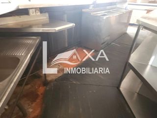 Local comercial en venta en Sant Ildefons en Cornellà de Llobregat