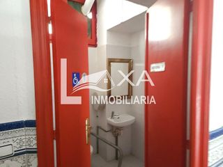 Local comercial en venta en Sant Ildefons en Cornellà de Llobregat