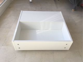 Cajón mesita de noche con ruedas