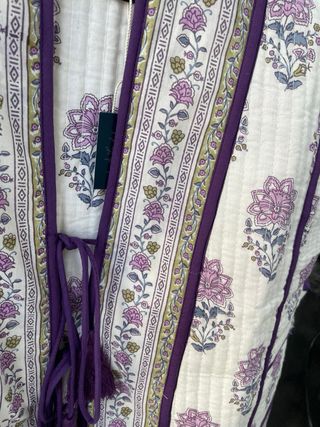 Colete acolchoado novo com etiqueta