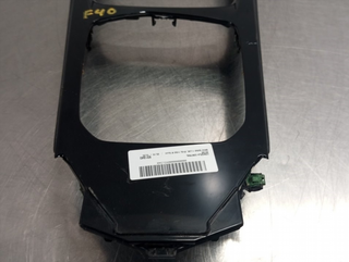 CONSOLA CENTRAL BMW SERIE 1 BERLINA (F40) B47C20B
