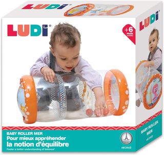 LUDI 3452 - Rodillo para bebés, rojo, 45 x Ø 20 cm