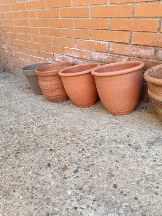 Macetas de barro - Varias