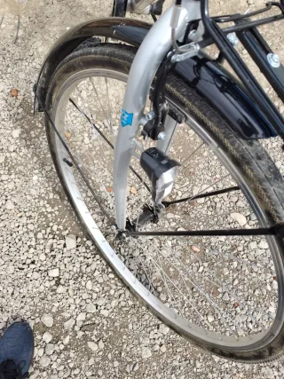 Bicicleta Trekking 28 Plata