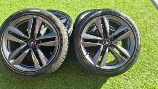 Llantas Ford Mustang Pirelli 255/40 R19
