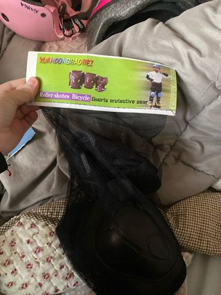 Protecciones para patinaje y ciclismo
