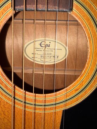Guitarra Acústica Epiphone