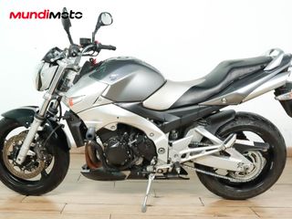 SUZUKI GSR 600