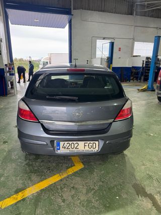 Opel Astra 2005