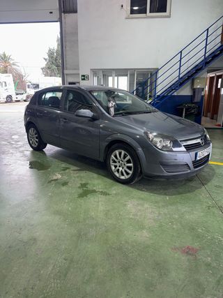 Opel Astra 2005