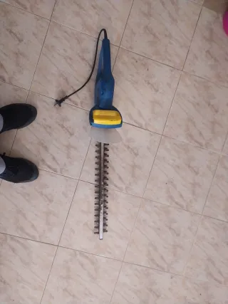 Corta setos ROYAL eléctrico