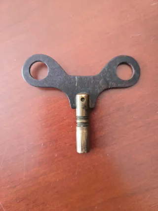 Reloj antiguo de péndulo