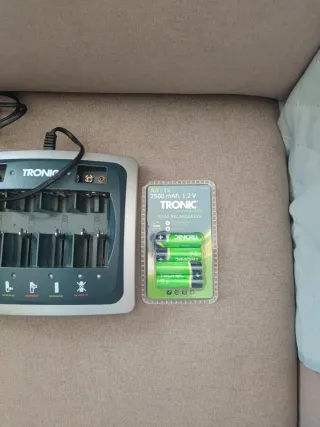 Caricatore per batterie