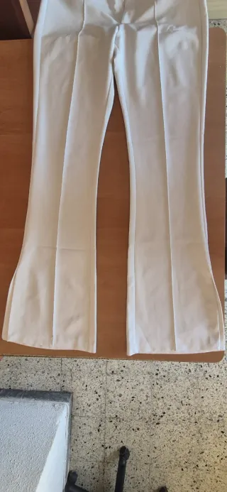 Pantalón campana negro