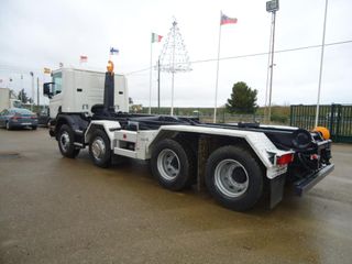 Scania 124G 420-CAMIONES GANCHO