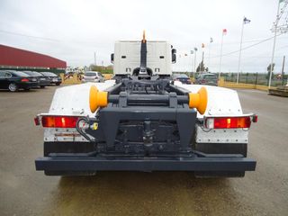 Scania 124G 420-CAMIONES GANCHO