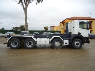 Scania 124G 420-CAMIONES GANCHO