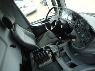 Scania 124G 420-CAMIONES GANCHO