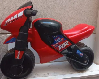 Correpasillos Feber Moto RR Roja