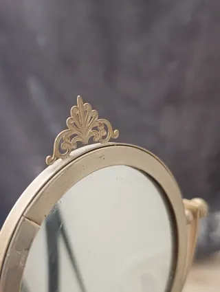 Specchio antico da tavolo in pnoce e ottone