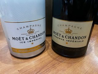 2 Bottiglie Moet & Chandon Vuote 1,5 Lt