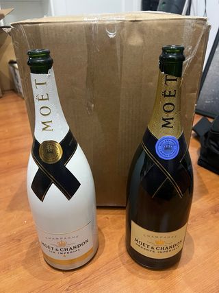 2 Bottiglie Moet & Chandon Vuote 1,5 Lt