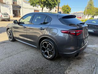 Por 356€ mes - Stelvio 2.2 Diesel 210CV Veloce Q4