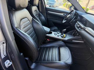 Por 356€ mes - Stelvio 2.2 Diesel 210CV Veloce Q4