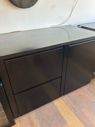 Cocina diseño industrial negro mate