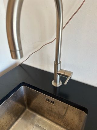 Cocina diseño industrial negro mate