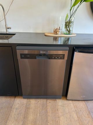 Cocina diseño industrial negro mate