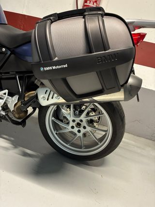 BMW F800GT Full equip con 17600 km y maletas sport