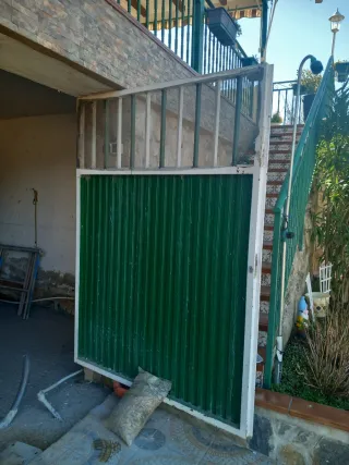 Puerta de garaje de hierro 3m Venta en persona.