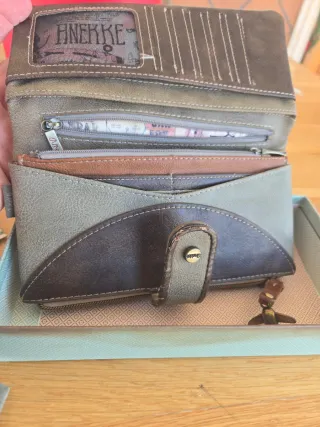 Billetera anekke